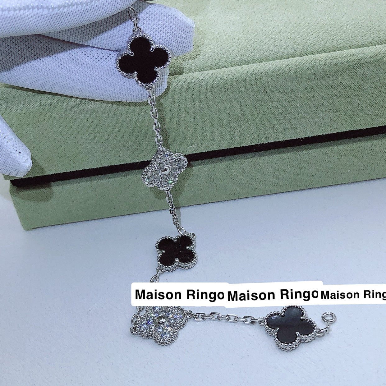 Bracelet VC onyx & Diamants effect 10/10
