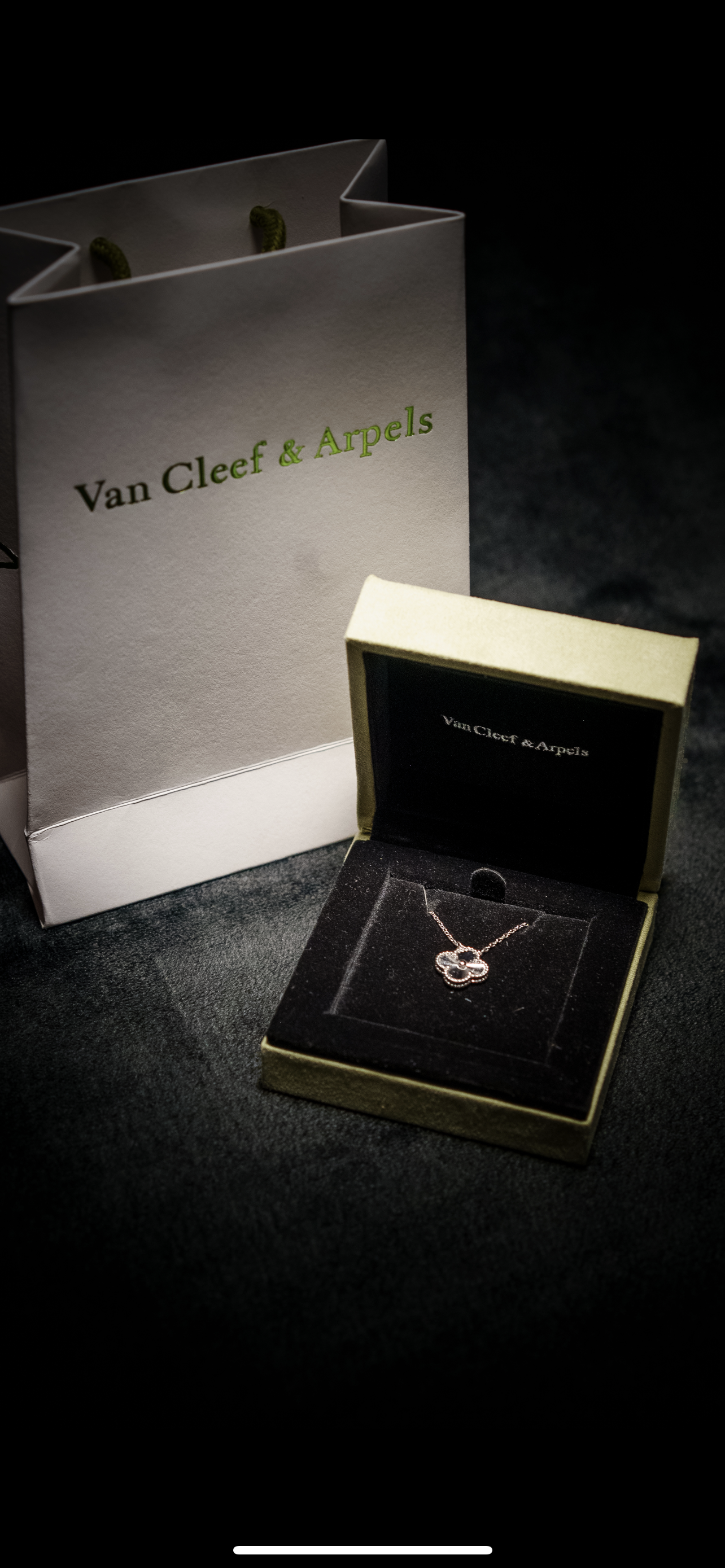 VC Grey Wittel Necklace 