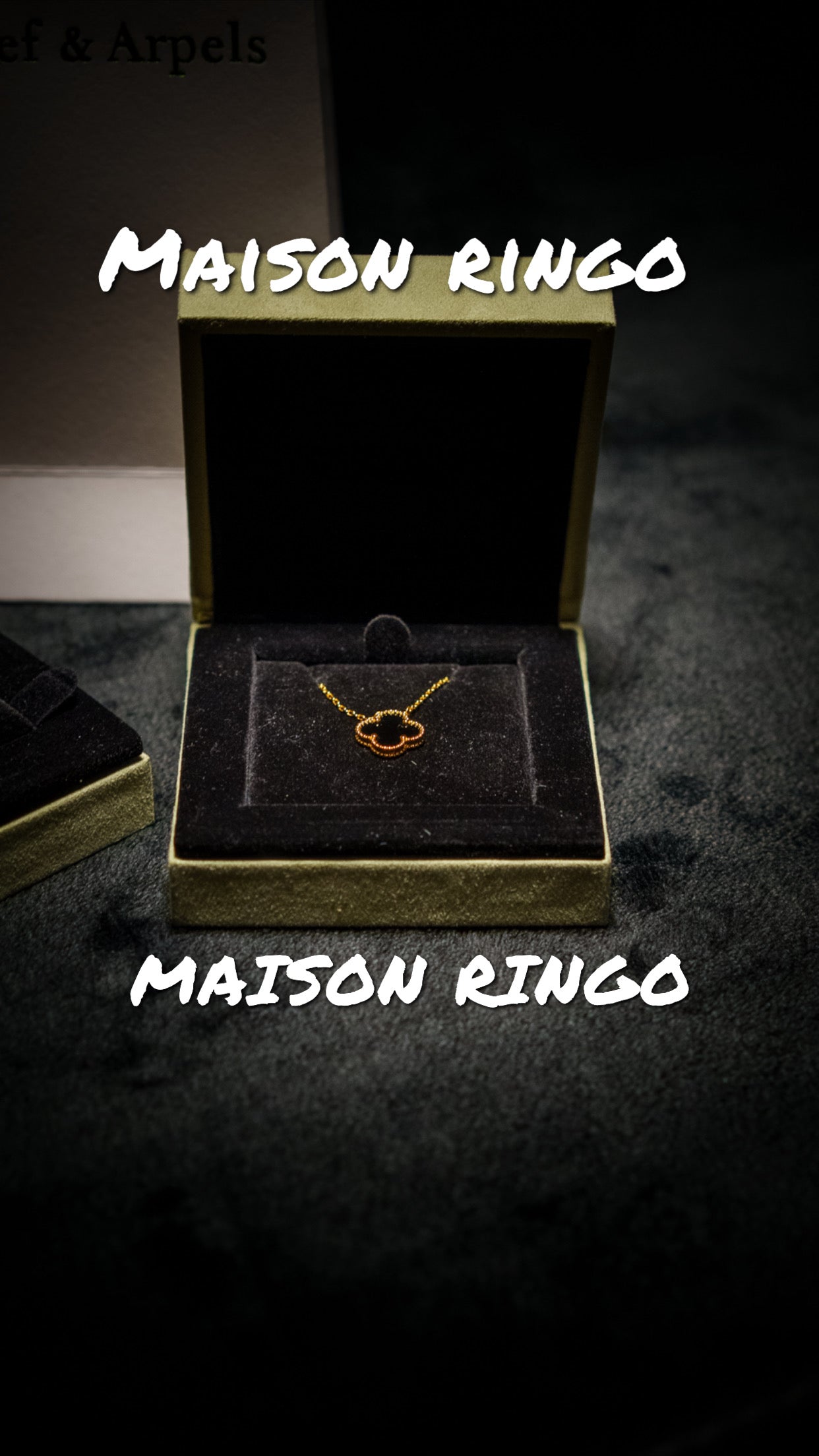 Collier VC  Onyx