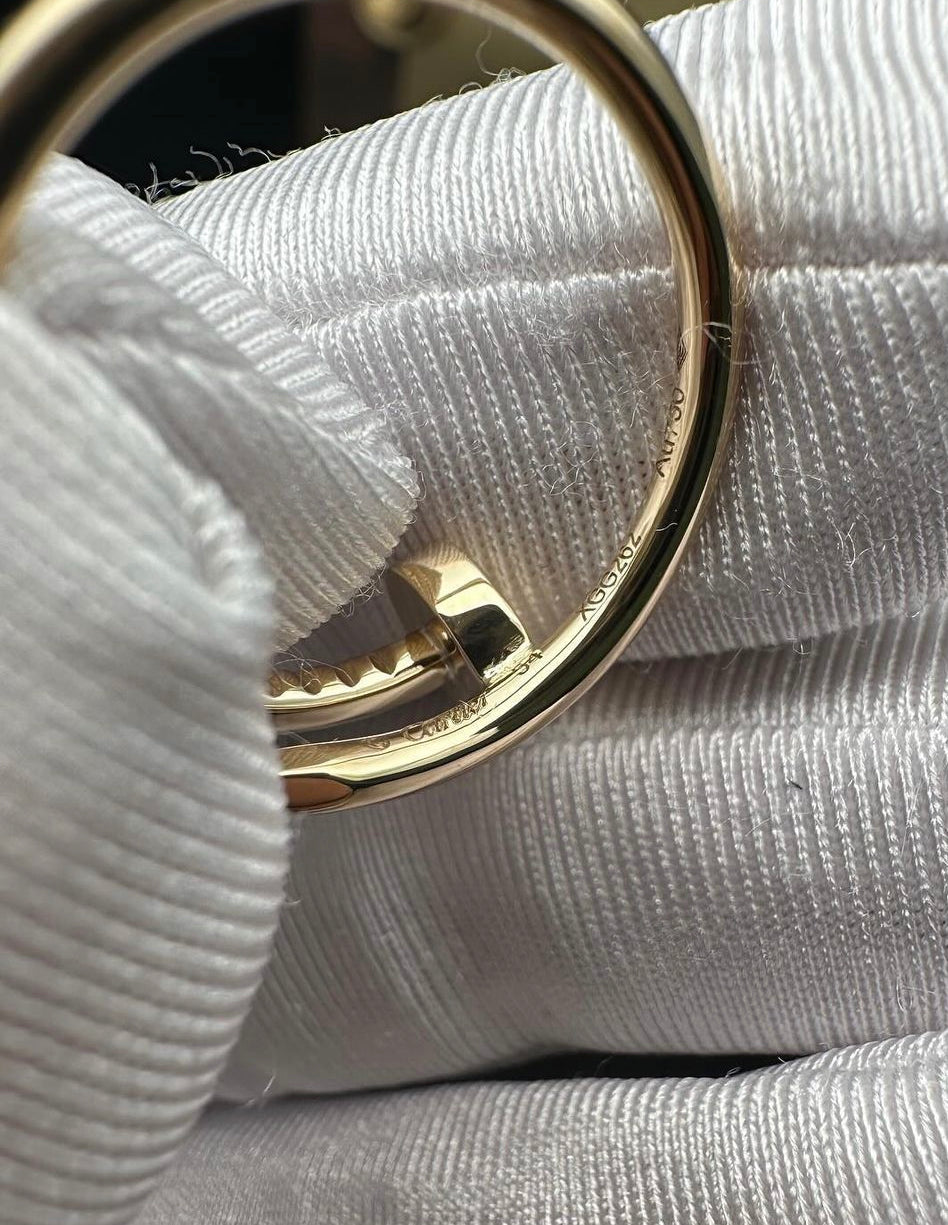 SMALL MODEL STUD RING