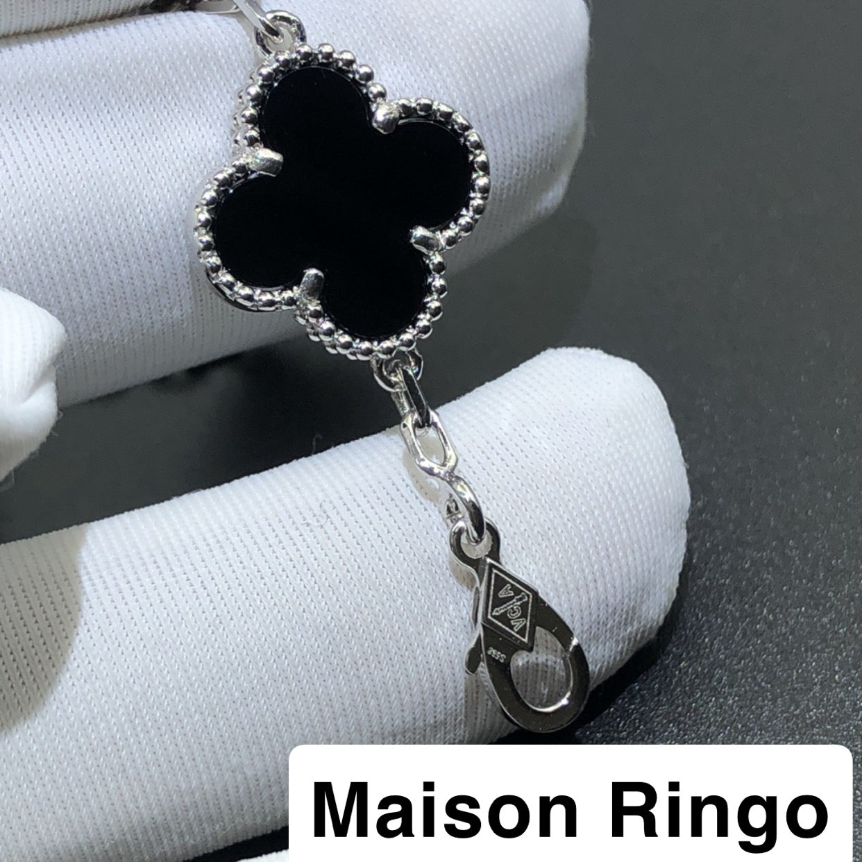 Bracelet VC  onyx & Diamants effect  10/10